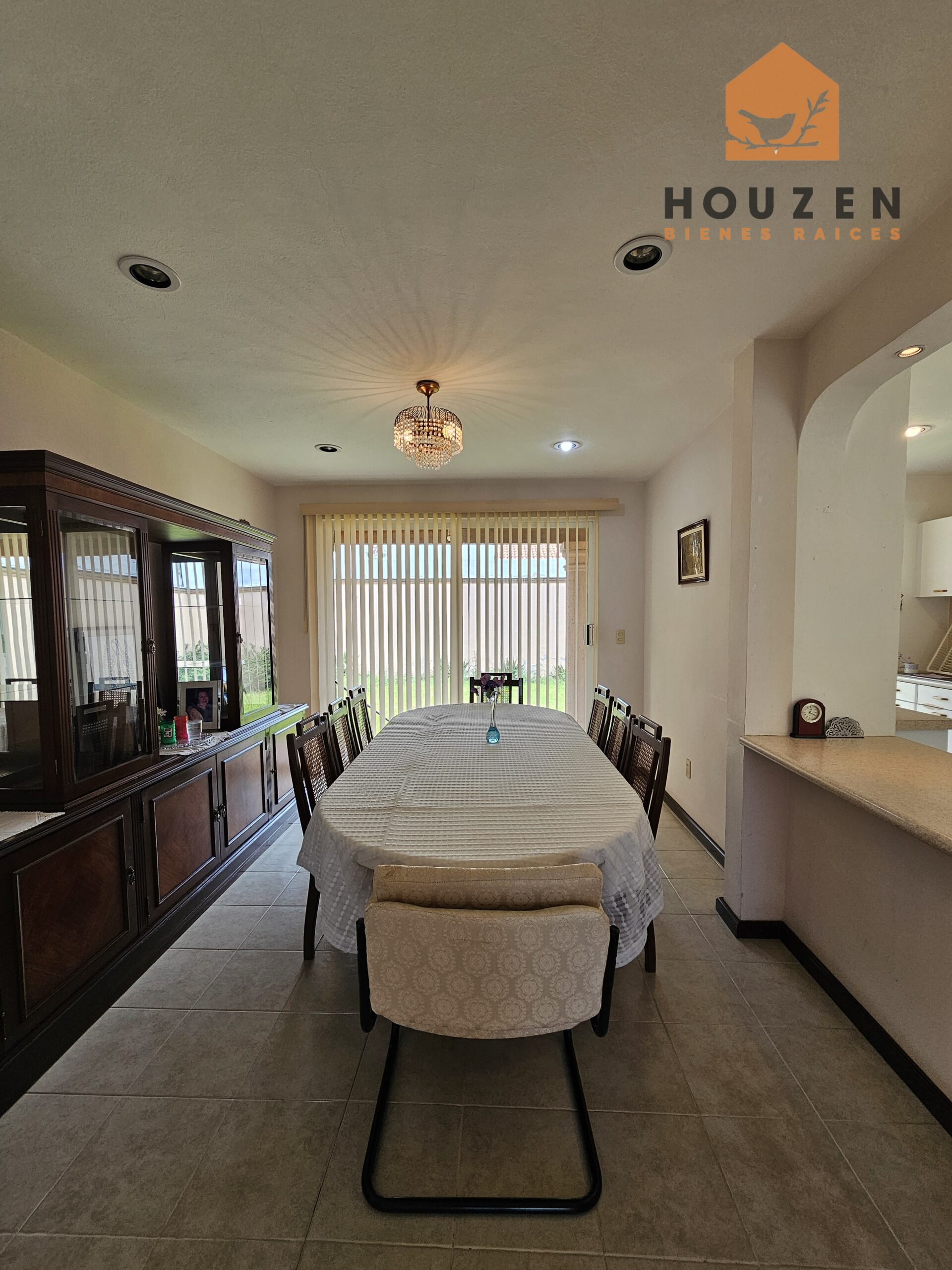 ACOGEDORA CASA EN VENTA EN FRACCIONAMIENTO EN TEQUISQUIAPAN