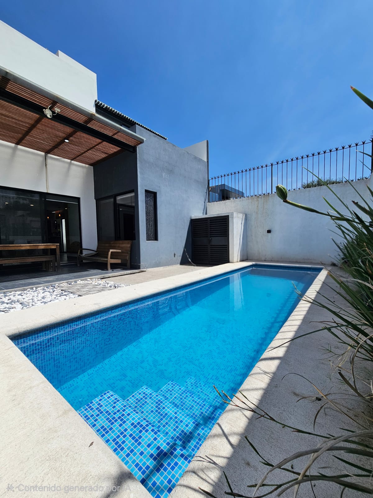 Casa en Venta completamente amueblada con alberca, a pocos minutos del centro de Tequisquiapan